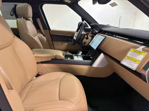 New 2026 Land Rover Range Rover SE AWD/4WD image 24