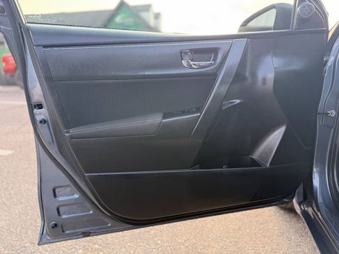 Used 2019 Toyota Corolla LE FWD image 10