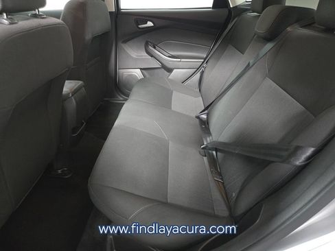 Used 2018 Ford Focus SE FWD image 13
