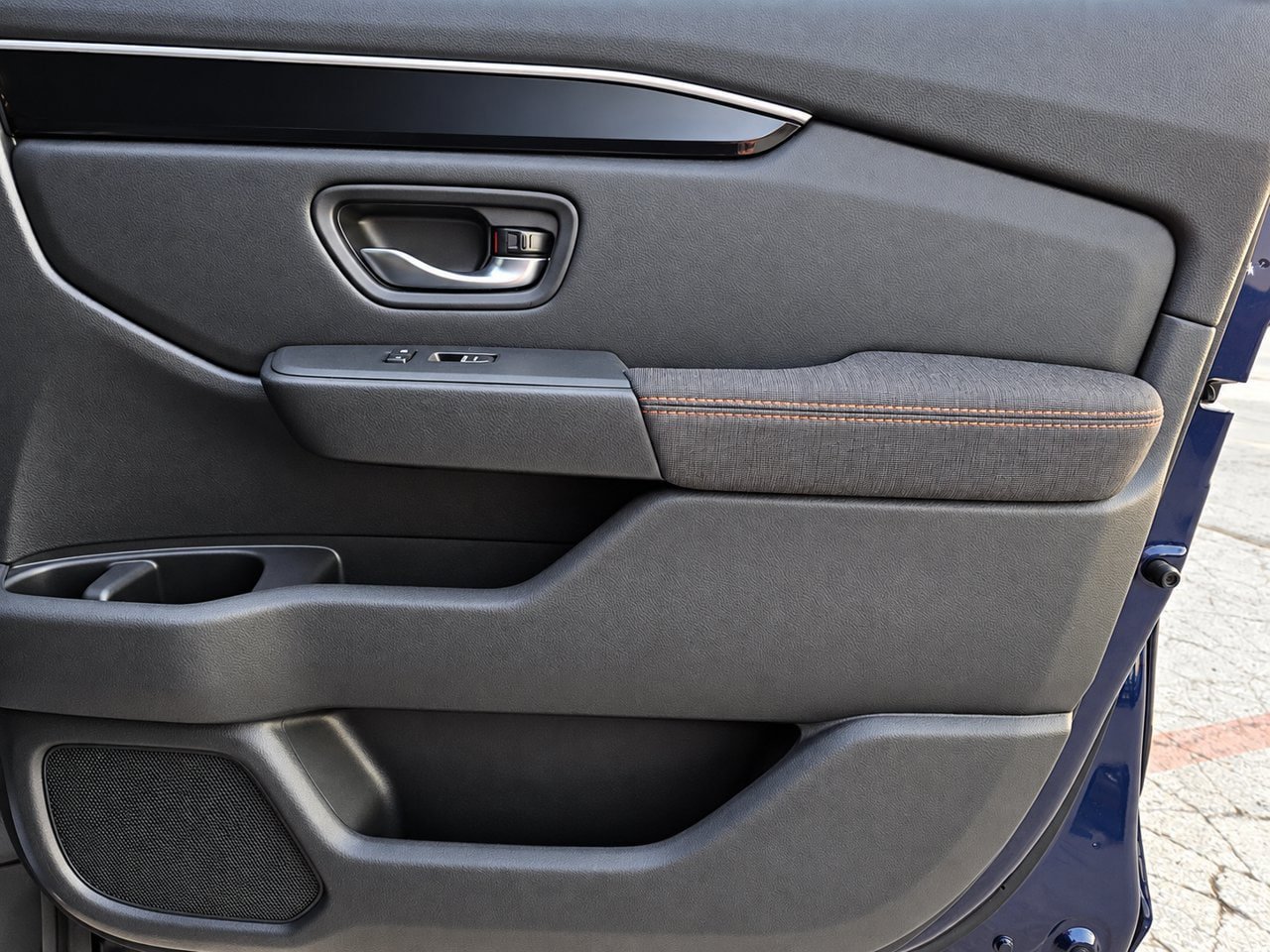 Used 2025 Honda Pilot Sport image 28