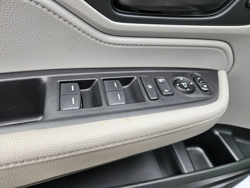 Used 2024 Honda Odyssey EX-L image 21