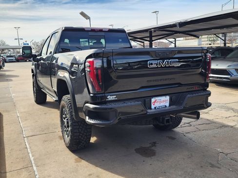 New 2026 GMC Sierra 2500 AT4X w/ LPO, Black Badging Package image 5