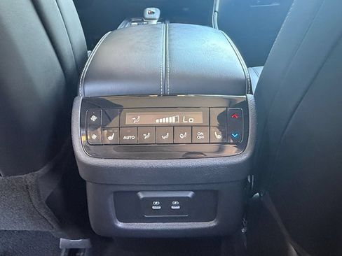 Used 2026 INFINITI QX60 Luxe AWD/4WD image 21