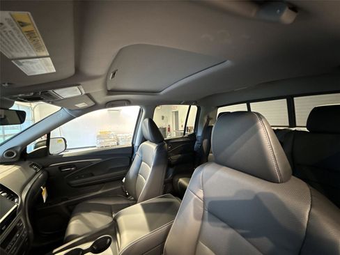 New 2026 Honda Ridgeline RTL image 16