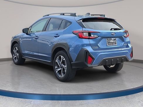 Used 2024 Subaru Crosstrek 2.0i Premium image 8