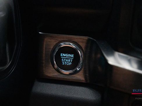 Certified 2024 Ford F250 Lariat w/ Lariat Ultimate Package image 15