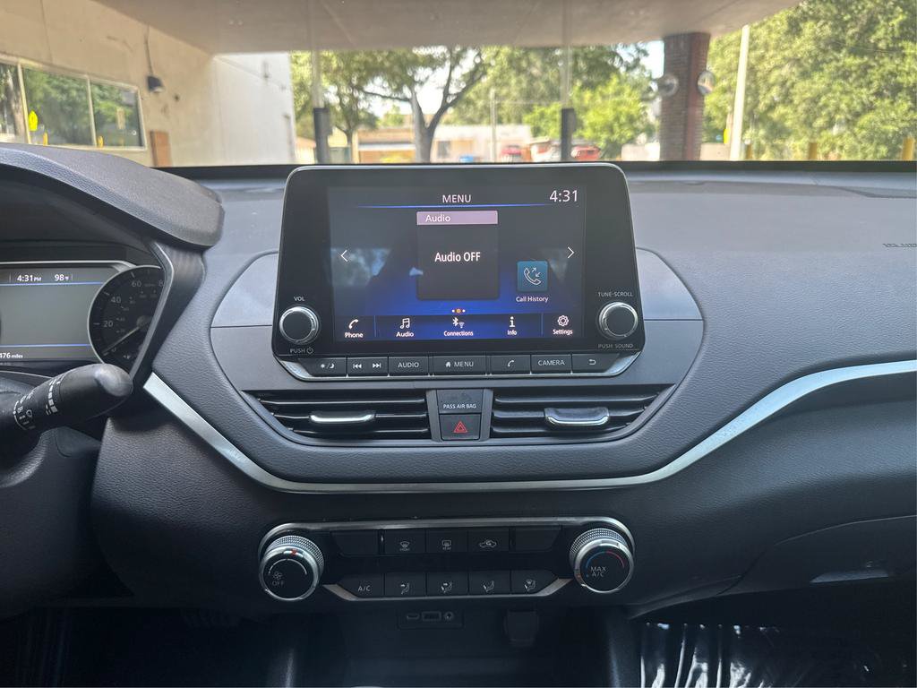 Used 2021 Nissan Altima 2.5 SV FWD image 12