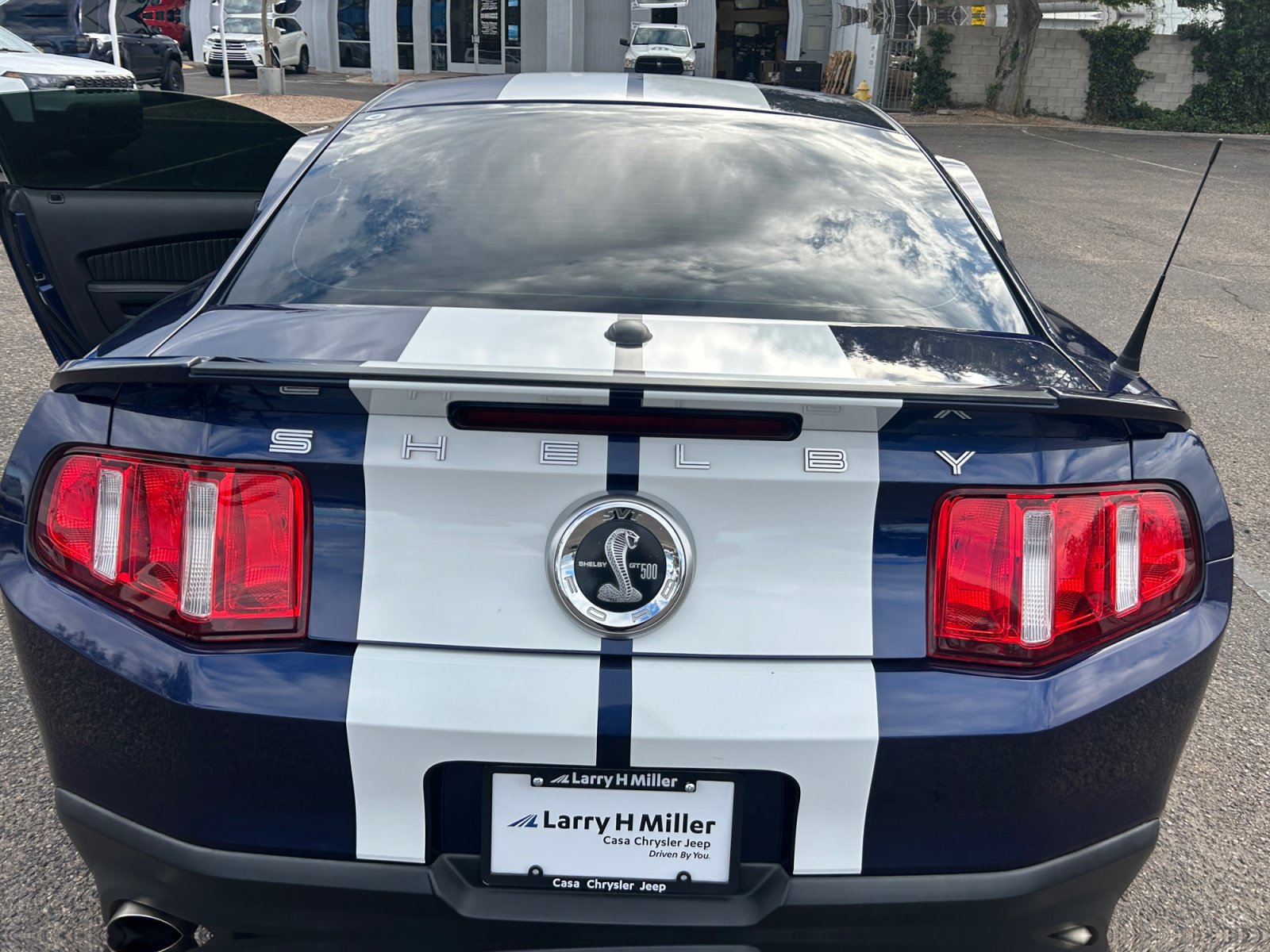 Used 2012 Ford Mustang Shelby GT500 w/ Electronics Pkg RWD image 24