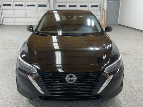 Used 2024 Nissan Sentra SV image 7