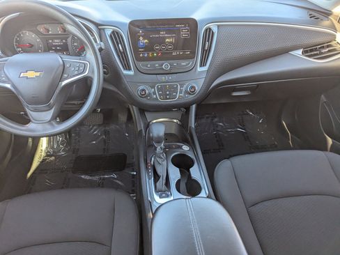 Certified 2024 Chevrolet Malibu LT image 17