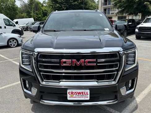 Used 2021 GMC Yukon XL SLT AWD/4WD image 9