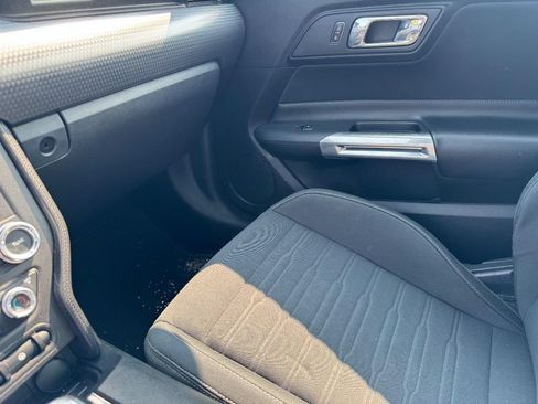 Used 2017 Ford Mustang GT w/ GT Performance Package RWD image 20