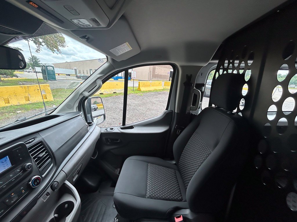 Used 2025 Ford Transit 250 Low Roof w/ Exterior Upgrade Package RWD image 25