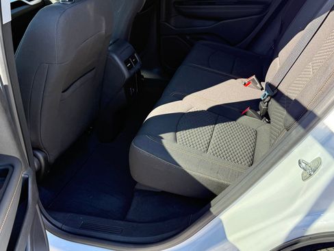 Certified 2019 GMC Terrain SLE FWD image 16