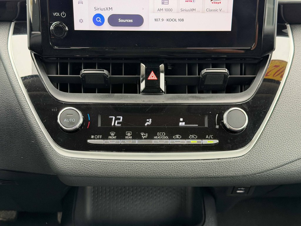 Used 2024 Toyota Corolla LE FWD image 33