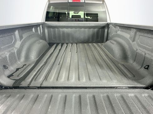 Used 2021 RAM 1500 Laramie AWD/4WD image 31