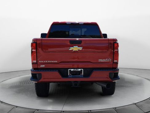 Used 2025 Chevrolet Silverado 2500 High Country w/ High Country Premium Package AWD/4WD image 6