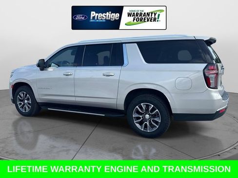 Used 2021 Chevrolet Suburban LT w/ LT Signature Package RWD image 6