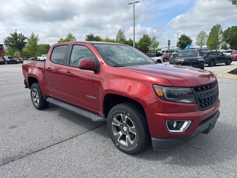 Used 2015 Chevrolet Colorado Z71 RWD image 3