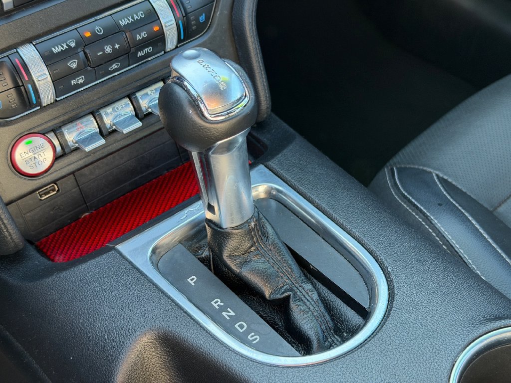 Used 2020 Ford Mustang Premium RWD image 22