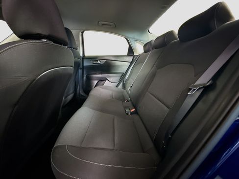 Used 2021 Kia Forte LXS FWD image 24