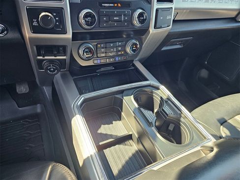 Used 2020 Ford F350 Platinum w/ FX4 Off-Road Package image 23