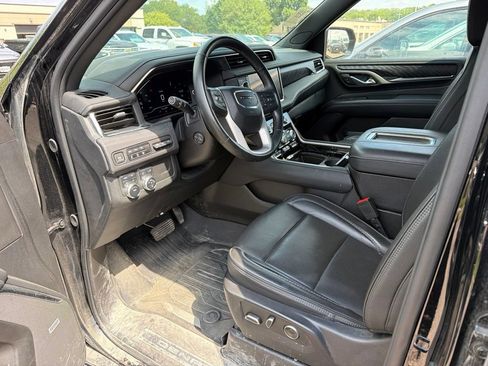 Used 2023 GMC Yukon Denali AWD/4WD image 12