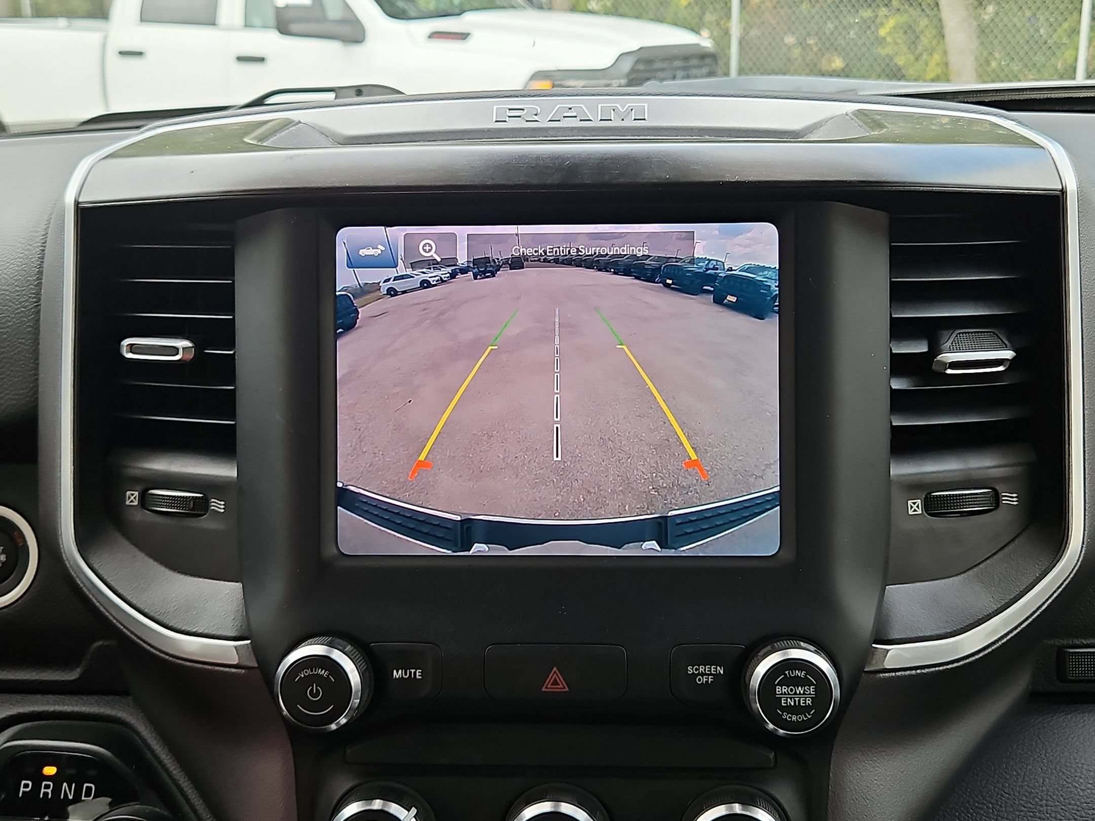 Used 2022 RAM 1500 Lone Star AWD/4WD image 18