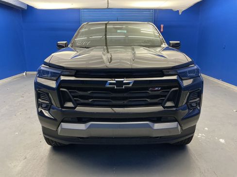 New 2026 Chevrolet Colorado Z71 w/ Midnight Edition image 3