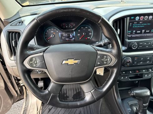 Used 2017 Chevrolet Colorado Z71 AWD/4WD image 15