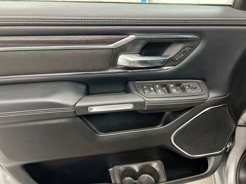 Used 2025 RAM 1500 Laramie AWD/4WD image 21