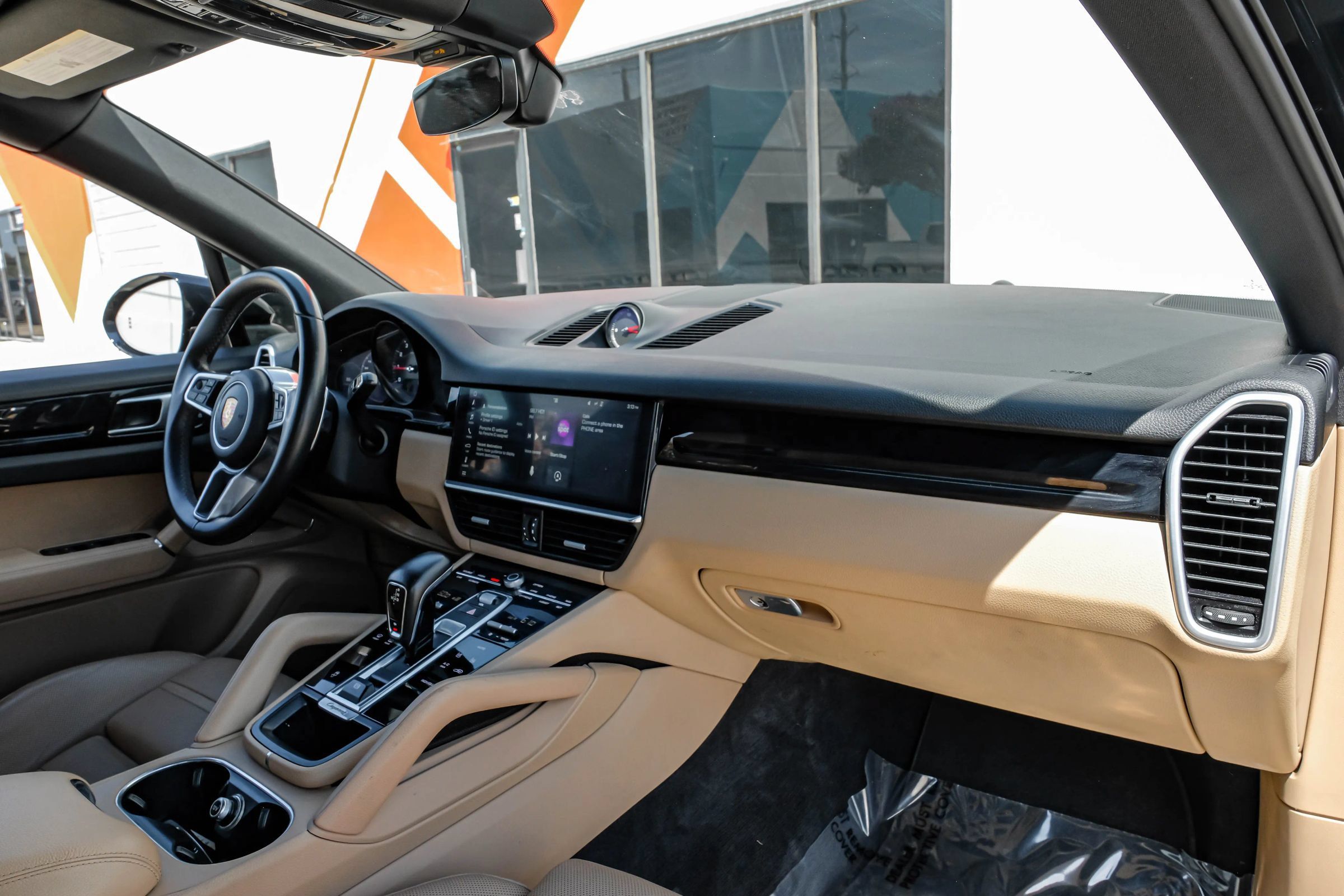 Used 2019 Porsche Cayenne AWD/4WD image 13