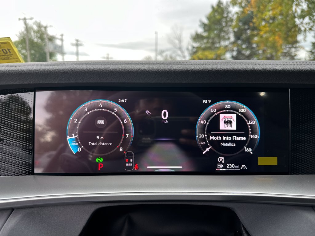 New 2026 Volkswagen Tiguan SE R-Line AWD/4WD image 13