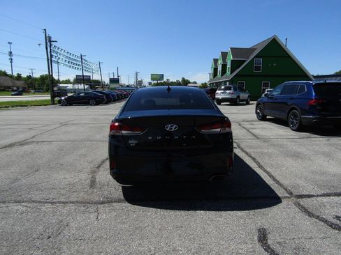 Used 2018 Hyundai Sonata SE FWD image 6