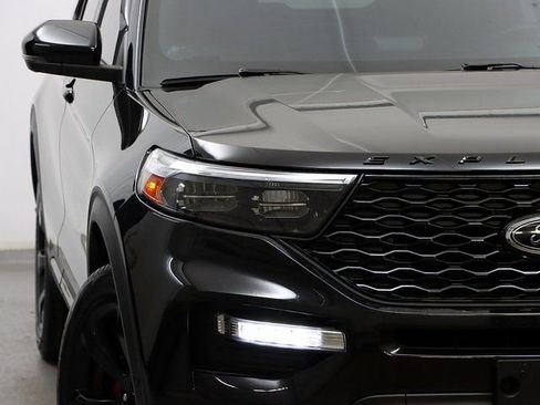 Used 2022 Ford Explorer ST w/ Equipment Group 401A image 4