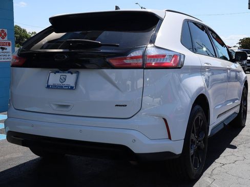 Used 2022 Ford Edge SE w/ Black Appearance Package AWD/4WD image 4
