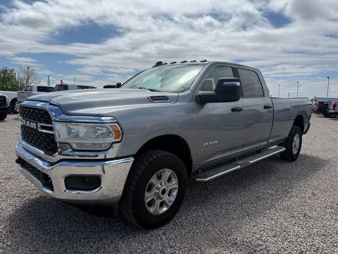 Used 2023 RAM 2500 Big Horn w/ Level 1 Equipment Group AWD/4WD image 4