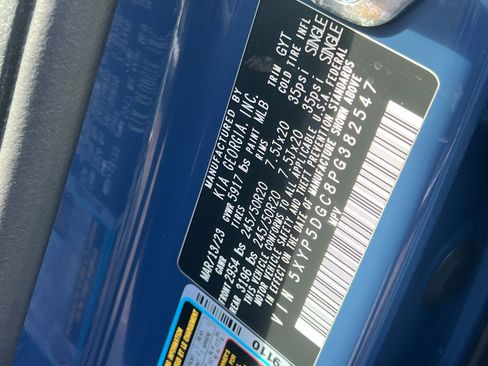 Certified 2023 Kia Telluride SX image 30