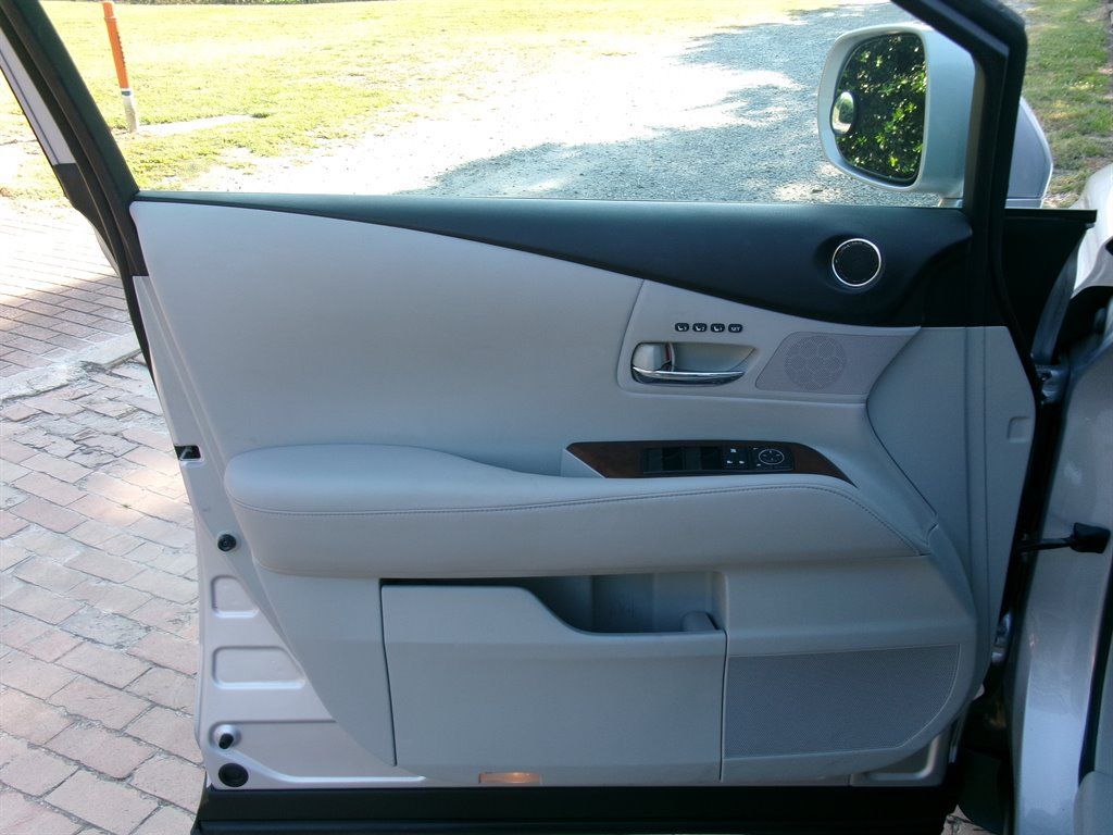 Used 2010 Lexus RX 350 AWD image 10