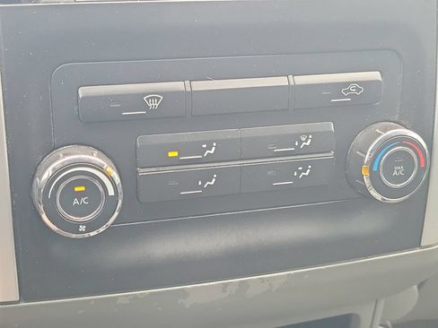 Used 2016 Nissan Frontier S RWD image 31