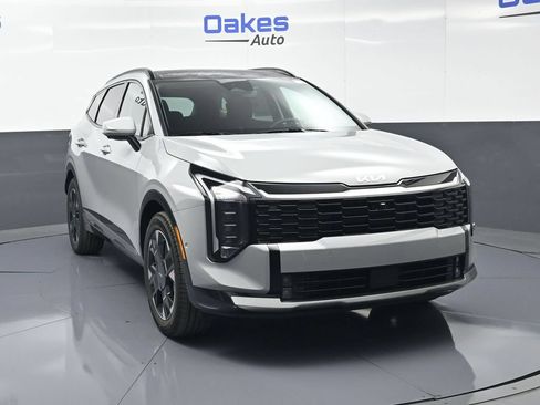 New 2026 Kia Sportage SX FWD image 2