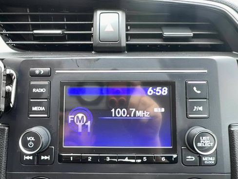 Used 2018 Honda Civic LX image 10