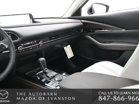 Used 2025 MAZDA CX-30 2.5 Turbo w/ Premium Plus Pkg image 27