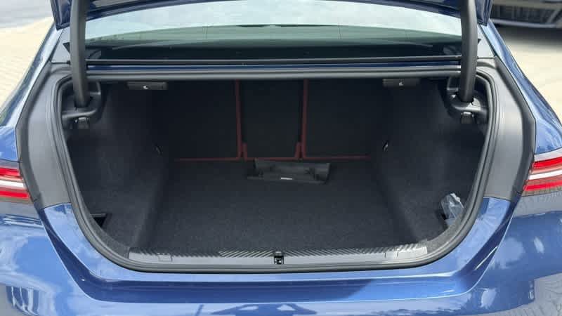 Used 2025 BMW 530i RWD image 18