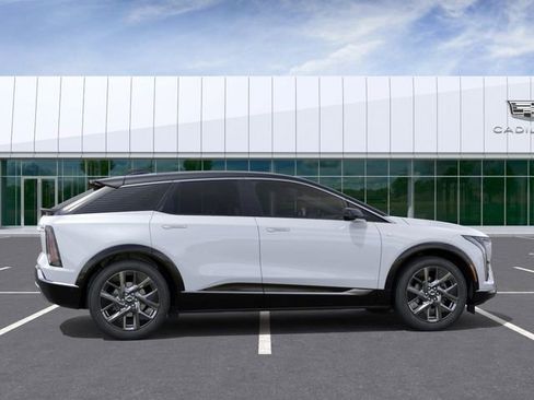 New 2026 Cadillac Optiq Luxury 1 AWD/4WD image 5