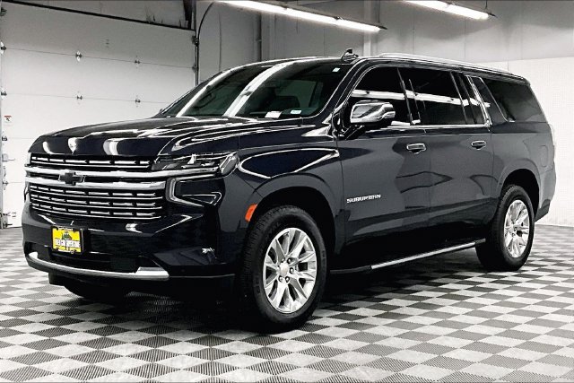 Used 2024 Chevrolet Suburban Premier AWD/4WD image 13