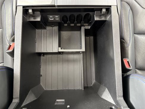 Used 2023 Toyota Tundra Platinum image 35