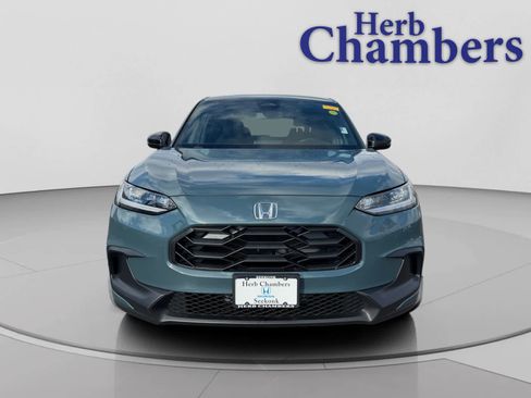 Used 2024 Honda HR-V Sport image 2