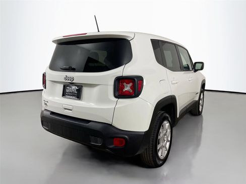 Used 2023 Jeep Renegade Latitude AWD/4WD image 13
