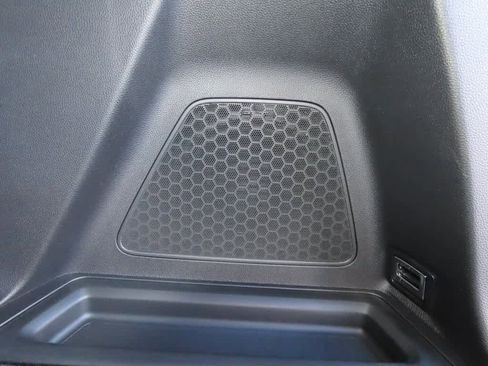 New 2026 Honda Pilot Touring image 13